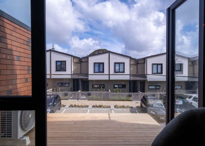  at 32 Te Toka Ika Lane, Mangere Bridge, Manukau City, Auckland