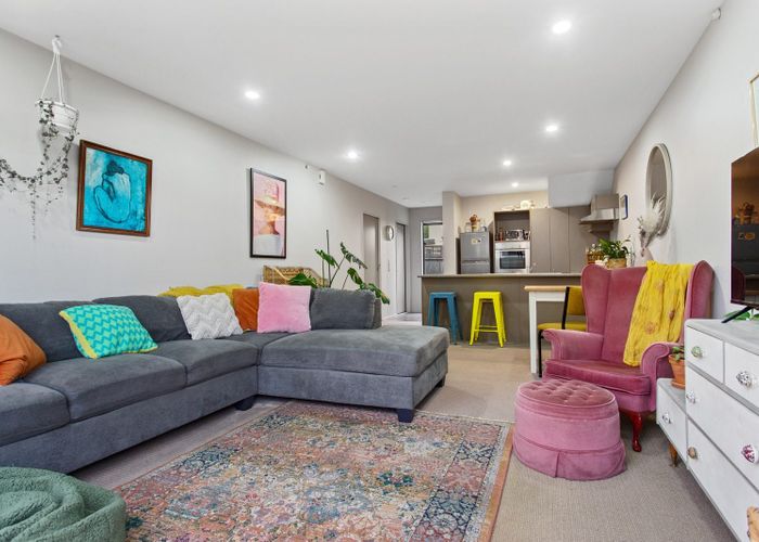  at 2/38 Brockworth Place, Riccarton, Christchurch