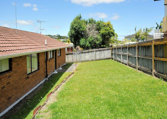  at 10 Ronald Macken Place, Mairangi Bay, North Shore City, Auckland