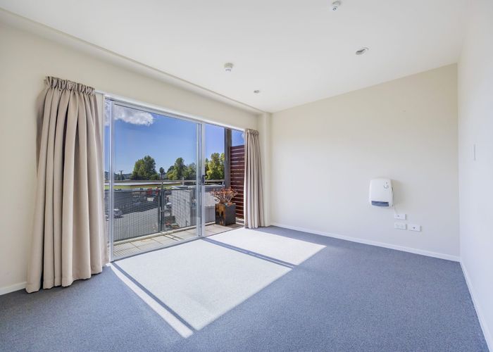  at D7/210 Dairy Flat Highway, Albany, North Shore City, Auckland