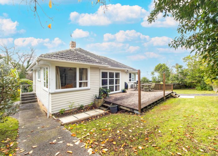  at 72 Colwill Road, Massey, Waitakere City, Auckland