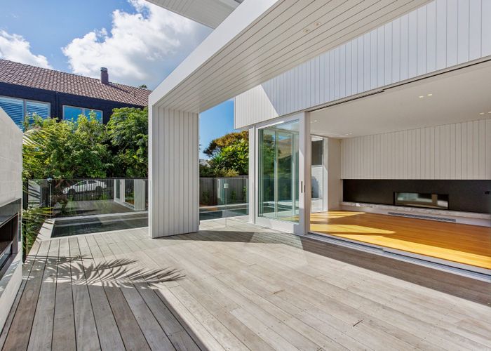  at 6 Rewiti Avenue, Takapuna, North Shore City, Auckland