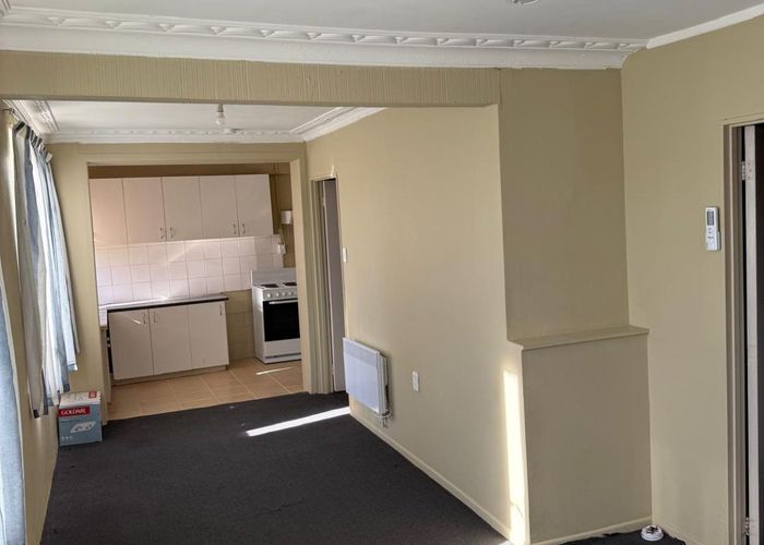  at 2/136 Kimpton Road, Papatoetoe, Papatoetoe, Manukau City, Auckland