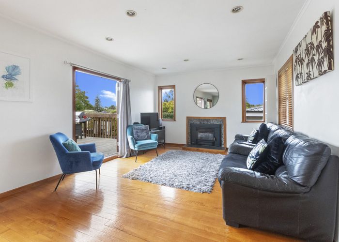  at 21 Taipari Road, Te Atatu Peninsula, Waitakere City, Auckland