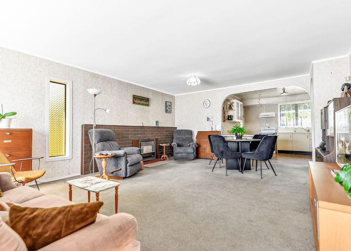  at 22 Glenview Terrace, Glenview, Hamilton