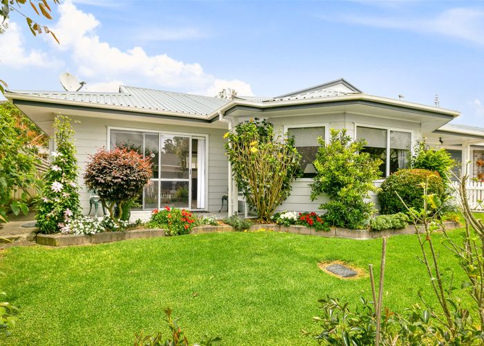 at 299B Glengarry Road, Glen Eden, Auckland