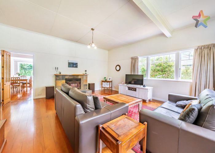  at 2 Puriri Street, Eastbourne, Lower Hutt