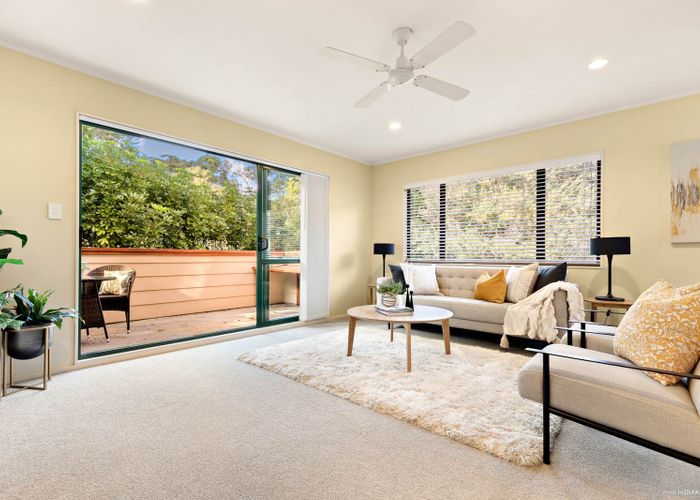  at 3/32 Glendhu Road, Bayview, Auckland