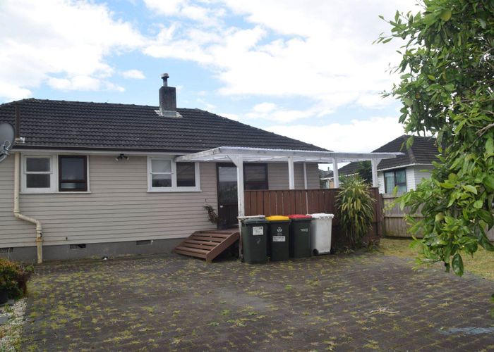  at 14 Fisher Crescent, Otara, Auckland