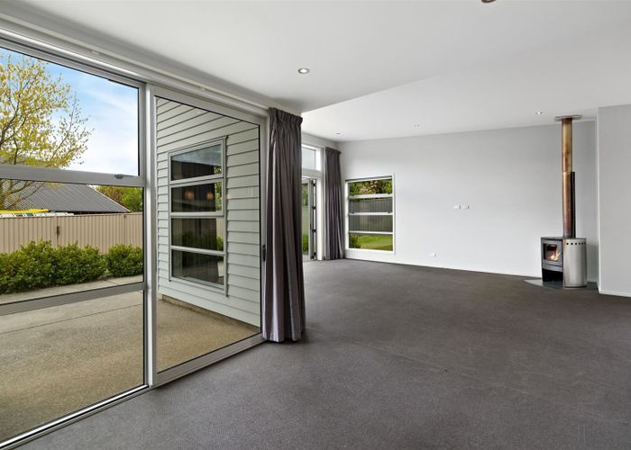  at 25 Alice Burn Drive, Cromwell