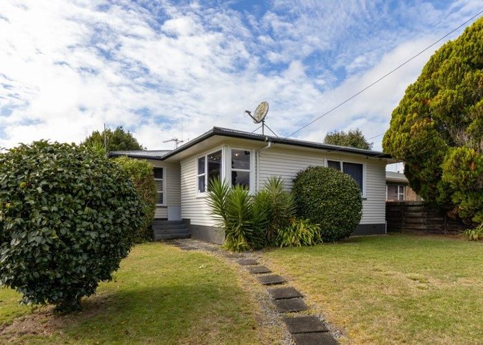  at 1 Cedar Place, Hillcrest, Hamilton, Waikato