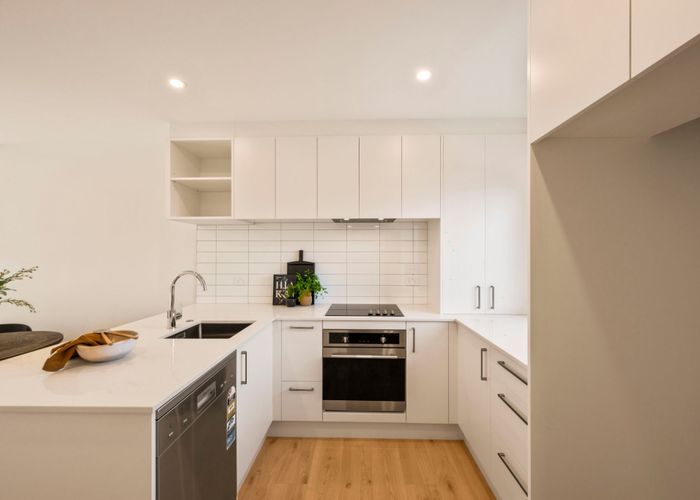  at 4/721 Te Atatu Road, Te Atatu Peninsula, Waitakere City, Auckland