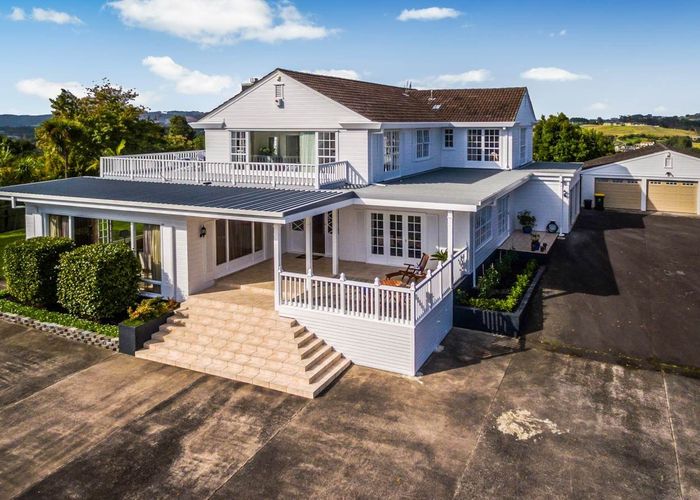  at 5 Estuary Views, Shelly Park, Auckland