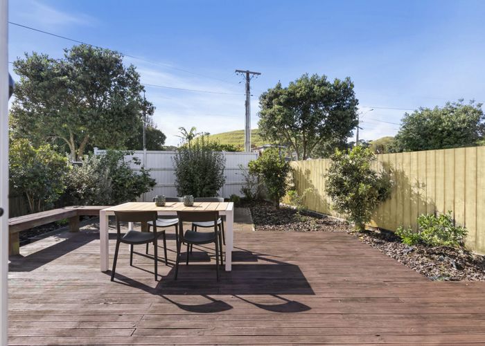  at 2 Kea Place, Mangere Bridge, Auckland