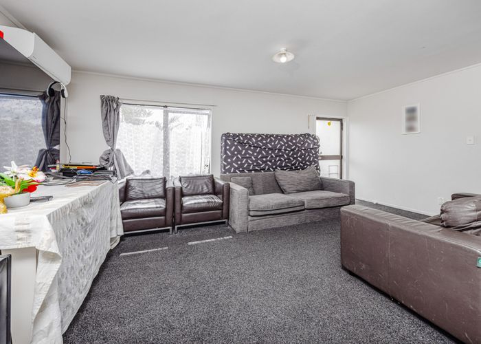  at 1/22 Silver Creek Road, Clendon Park, Manukau City, Auckland