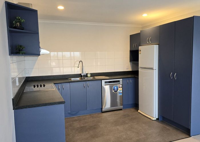  at 27 Killygordon Place, Massey, Waitakere City, Auckland