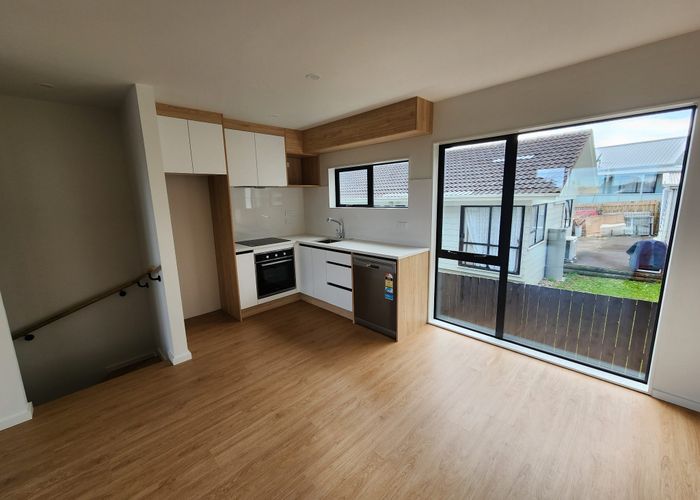  at 9D Landette Road, Manurewa, Auckland