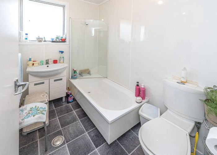  at 50 Hendersons Line, Kelvin Grove, Palmerston North