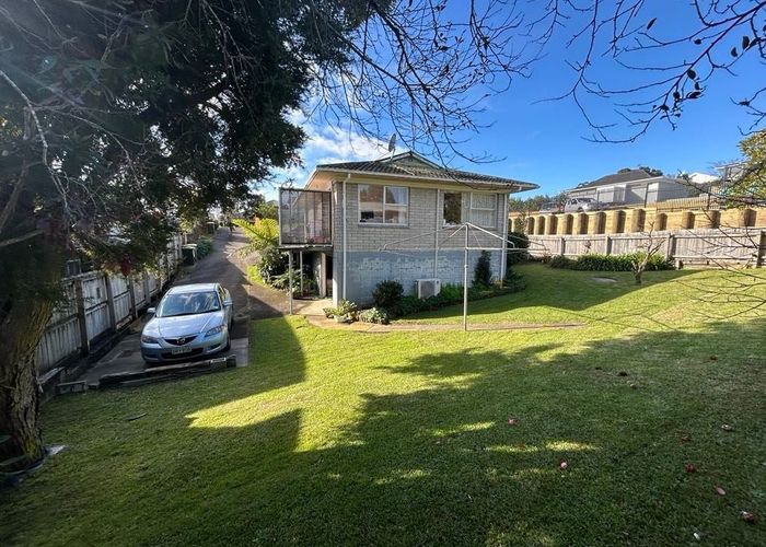  at 2/26 Abercrombie Street, Howick, Manukau City, Auckland