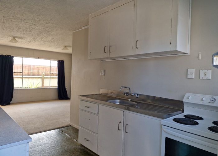  at 2/246 Stanmore Road, Richmond, Christchurch City, Canterbury