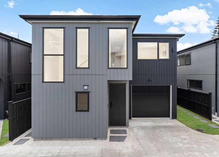  at 78C  Seaview Road, Glenfield, North Shore City, Auckland