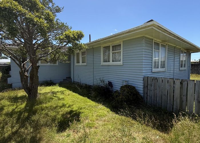  at Mangere East, Manukau City, Auckland