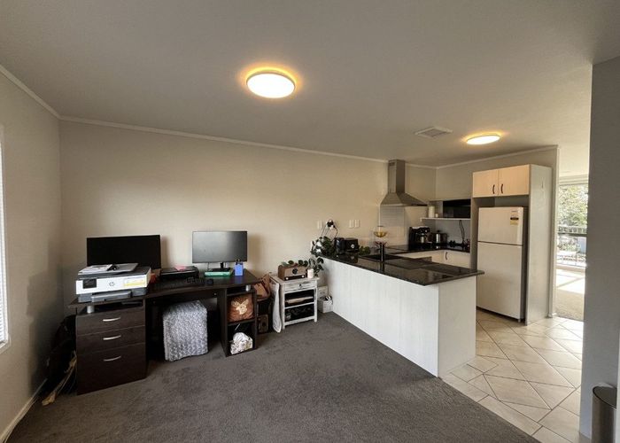  at 22/8 Flynn, Birkdale, North Shore City, Auckland