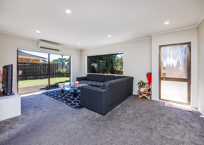  at 2/10 Airfield Road, Takanini, Papakura, Auckland
