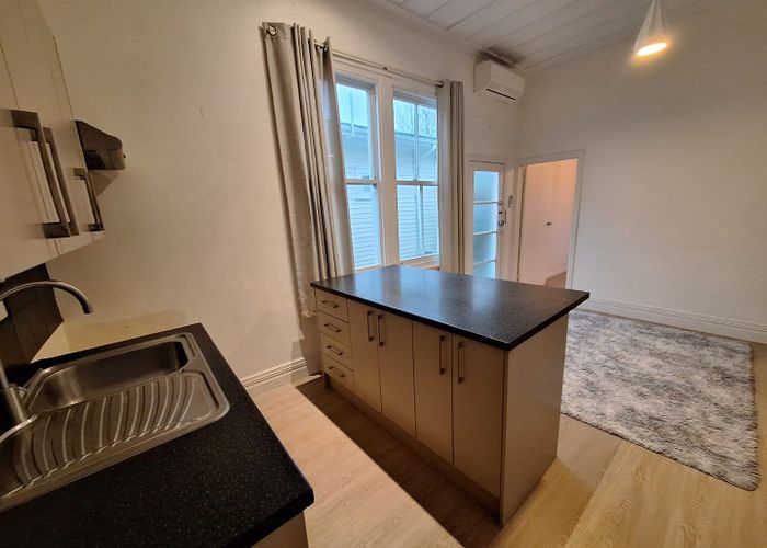  at 2/83 Calgary Street, Mount Eden, Auckland City, Auckland