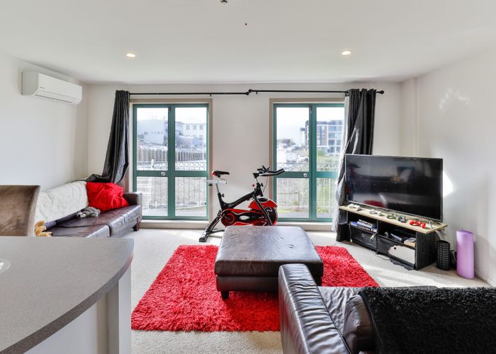  at 1A/68 Mokoia Road, Birkenhead, North Shore City, Auckland
