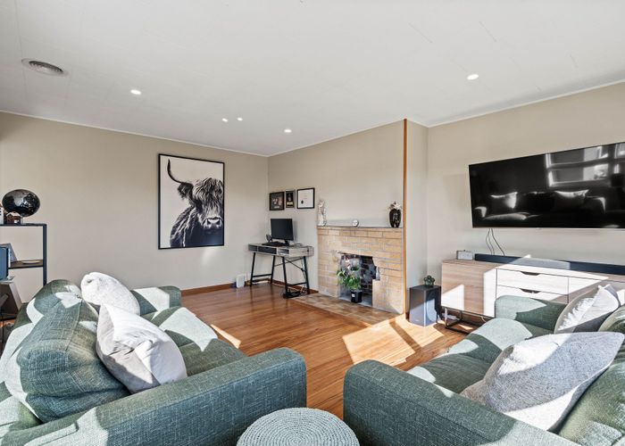  at 1/26 Maple Street, Bishopdale, Christchurch