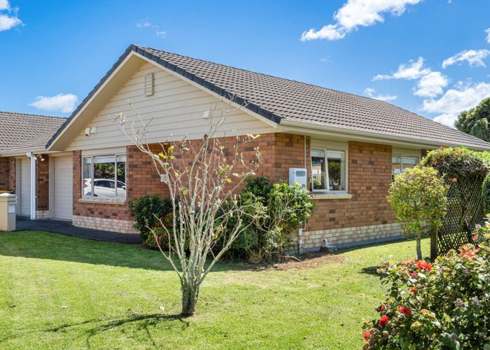 at 27/1 Piriti Drive, Te Atatu Peninsula, Auckland