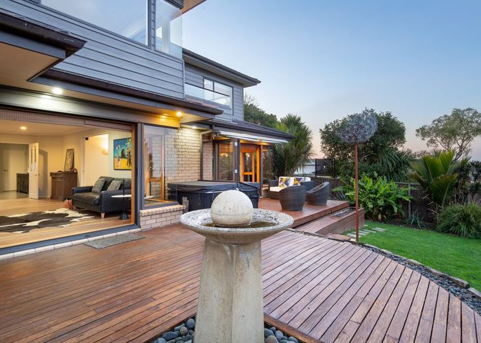  at 35 KOWHAI RD, Mairangi Bay, Auckland