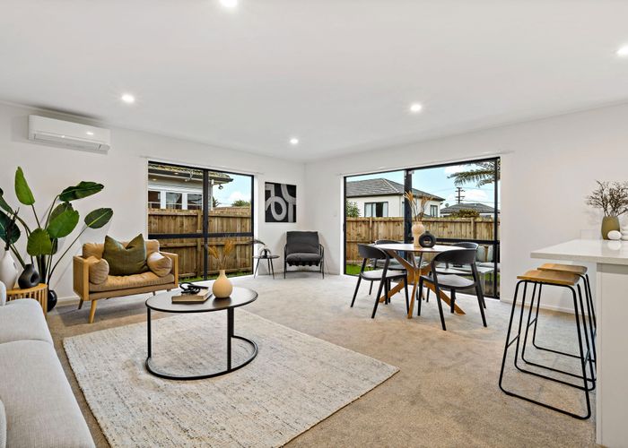  at 2/67 Ballarat Street, Mount Wellington, Auckland