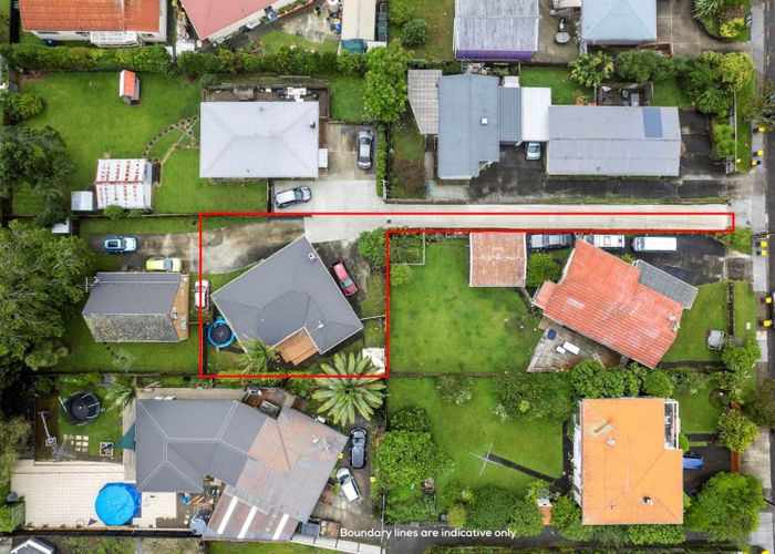  at 220 Birkdale Road, Birkdale, North Shore City, Auckland