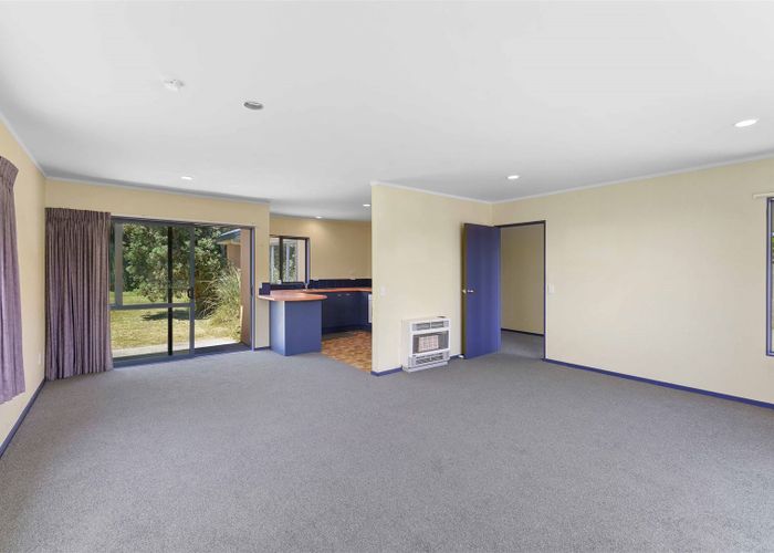  at 104 Weggery Drive, Waikanae Beach, Waikanae