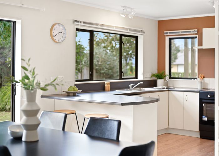  at 15 Aldona Place, Fairview Downs, Hamilton