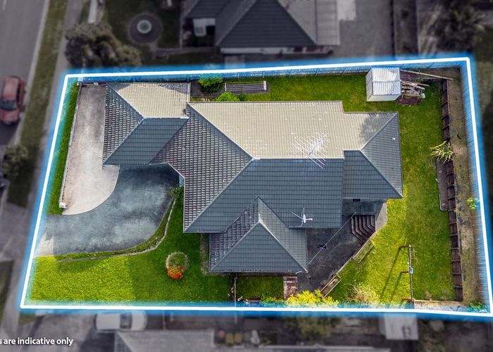  at 13 De Havilland Drive, Goodwood Heights, Manukau City, Auckland