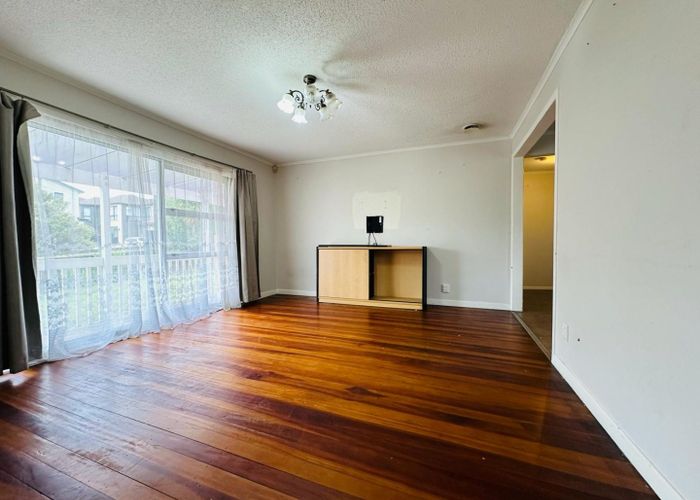  at 95 Stamford Park Road, Mount Roskill, Auckland