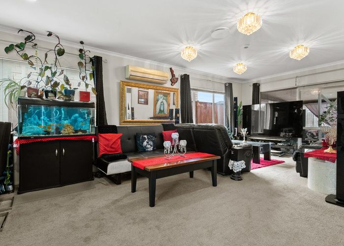  at 327 Chapel Road, Flat Bush, Manukau City, Auckland