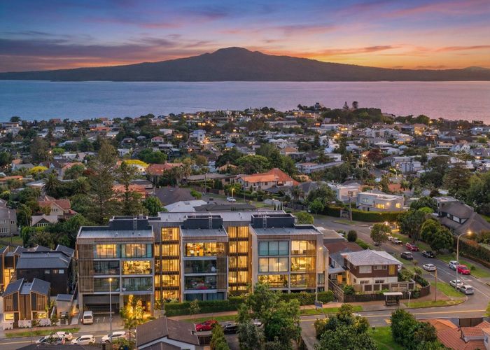  at 402/250 Kepa Road, Mission Bay, Auckland City, Auckland