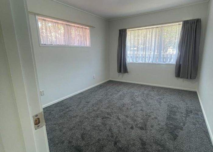  at 41 College Road, Northcote, Auckland