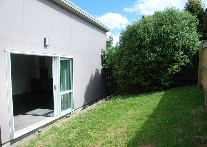  at 559B Glenfield Road, Glenfield, North Shore City, Auckland