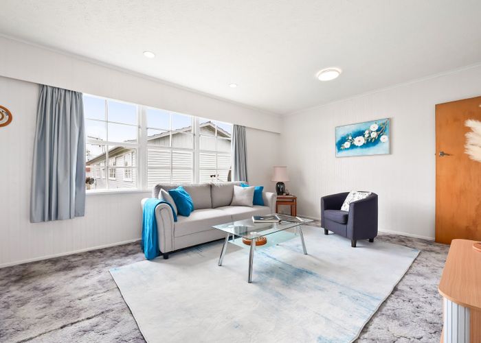  at Flat 6/95 Whites Line East, Waiwhetu, Lower Hutt, Wellington