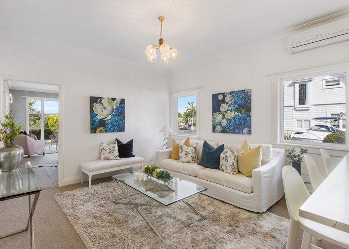  at 16 Tawera Road, Greenlane, Auckland
