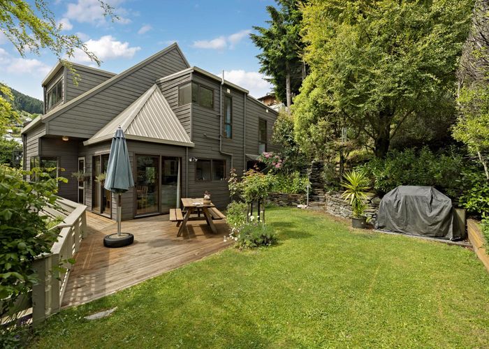  at 5 MacKinnon Terrace, Sunshine Bay, Queenstown