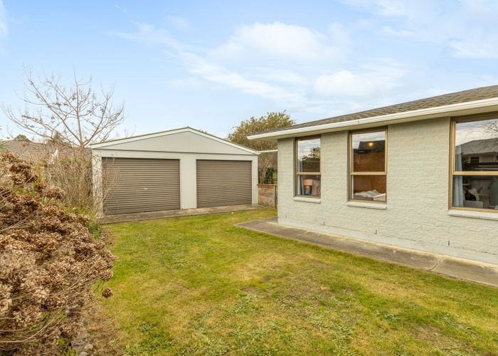  at 10 Graham Grove, Waikanae, Waikanae