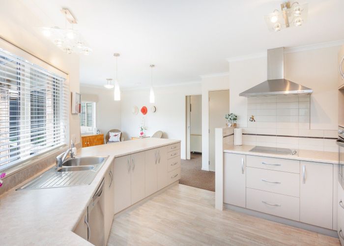  at 30 Daniel Place, Kelvin Grove, Palmerston North, Manawatu / Whanganui