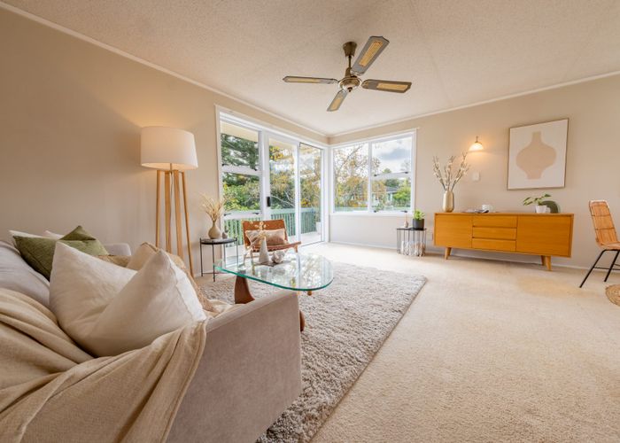  at 18 Blakeborough Drive, Forrest Hill, Auckland