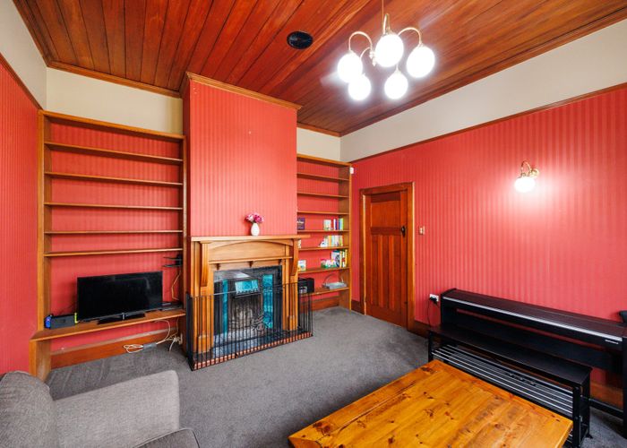  at 16 Margaret Street, Roslyn, Palmerston North, Manawatu / Whanganui